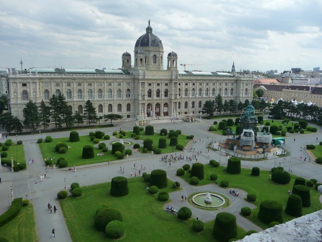 Maria Theresien Platz